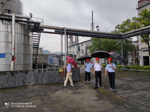 永安雙華公司施皞�?�?6日省機(jī)控開展危險(xiǎn)化學(xué)品專項(xiàng)檢查現(xiàn)場_調(diào)整大小.JPG