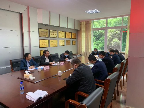 董事長(zhǎng)吳彩洪到福建民化建設(shè)工程有限公司開(kāi)展集體廉潔談話~1.jpg