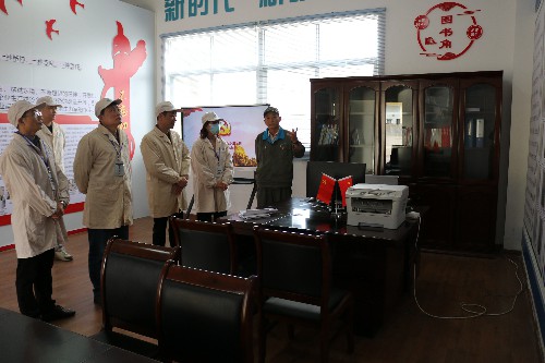 張逸清：黨建品牌建設(shè)陣地實(shí)地檢查~1.jpg