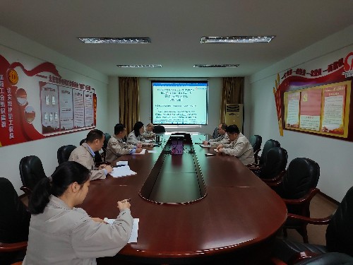 永安雙華公司鄧焱珍：永安雙華公司黨支部研究部�?“提高效率、提升效能、提增效益”行�?~1.jpg