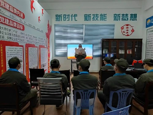 龍巖分公�?張逸清+講述—團(tuán)員講述故事~1.jpg