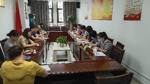 省民爆公司黨支部 劉敏 ?？乒军h委委員、紀(jì)委書記何浦寨一行到省民爆公司開�?021年度全面從嚴(yán)治黨等工作督導(dǎo)檢�?~1.jpg