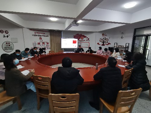 12�?6日，分公司黨委委員、副總經(jīng)理朱廣杰為機(jī)關(guān)第一黨支部宣講黨的二十大精神（圖 呂寶鑫）2 [原始大小].jpg