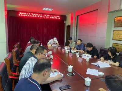 格式工廠民化建設(shè) 王玲 海峽科化公司黨委副書記、常務(wù)副總經(jīng)理、工會(huì)主席鄭慶樟帶隊(duì)到福建民化建設(shè)工程有限公司開展專題調(diào)�?.jpg